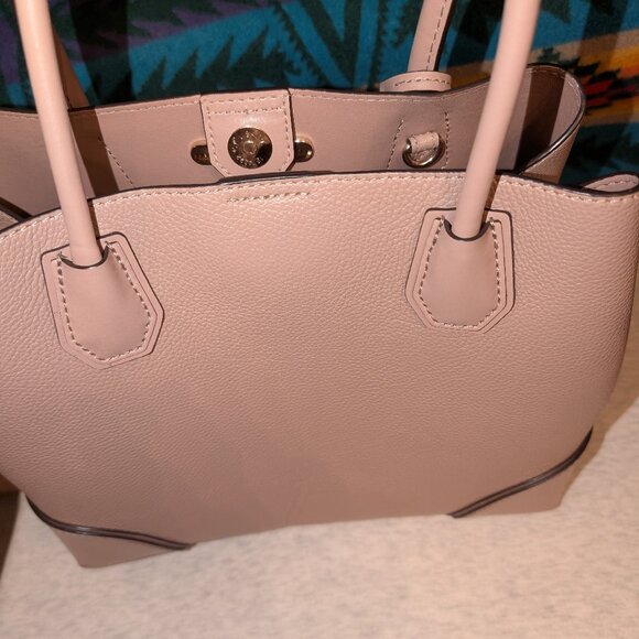 Miclael Kors handbag - Picture 4 of 5
